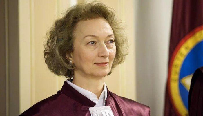 Simina Tănăsescu este noul președinte al CCR și este prima femeie care ocupă această funcție de la înființarea Curții