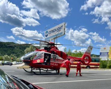 Accident grav la Cocorăștii Colț. Două autoutilitare implicate, intervine din nou elicopterul SMURD Accident grav la Cocorăștii Colț. Două autoutilitare implicate, intervine din nou elicopterul SMURD