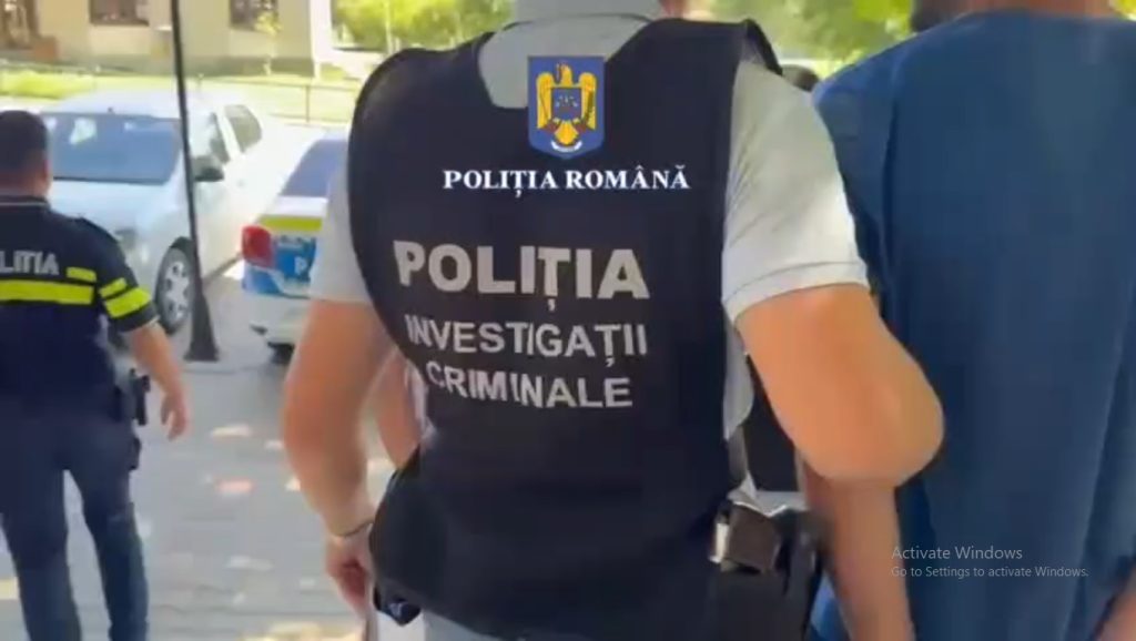 Caz șocant în Prahova: Un bărbat de 27 de ani a fost arestat pentru viol: Victime, fete de 12, 13 și 14 ani. Tânărul a distribuit și imagini în mediul online
