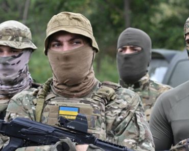Aproape 30.000 de dezertori au revenit în armata Ucrainei, după promulgarea unei legi de amnistiere