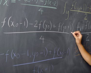 O adolescentă de 17 ani șochează lumea matematicii: „Nu ne așteptam la așa ceva” O adolescentă de 17 ani șochează lumea matematicii: „Nu ne așteptam la așa ceva”