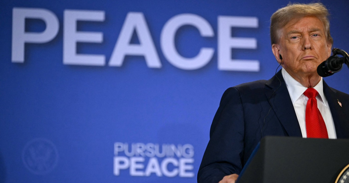 Trump spune că Zelenski poate încheia războiul „aproape imediat” dacă renunță la Crimeea și la aderarea Ucrainei la NATO