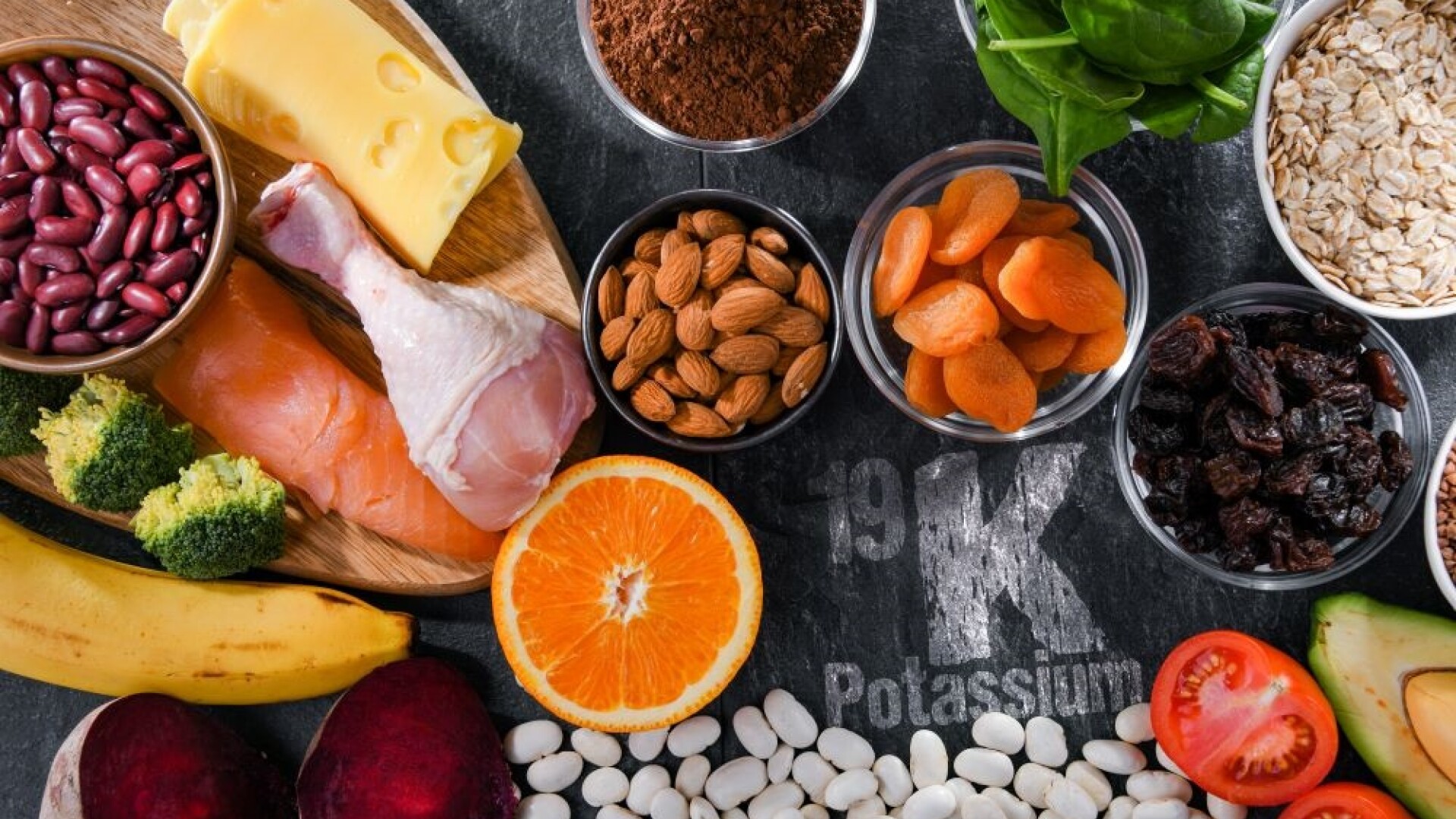 Alimente bogate în potasiu. Care sunt produsele cu cel mai mare conținut de potasiu și de ce să le consumăm