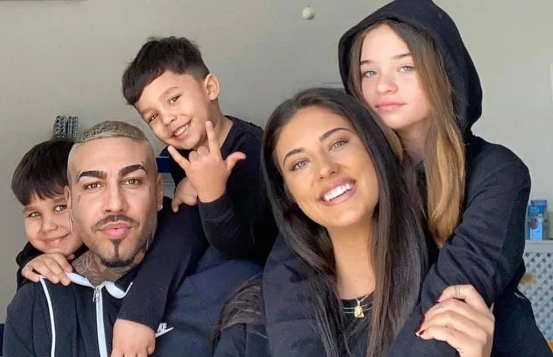 Fiica Antoniei, Maya Castellano, are iubit la 15 ani. Cum apare alături de el pe TikTok Fiica Antoniei, Maya Castellano, are iubit la 15 ani. Cum apare alături de el pe TikTok