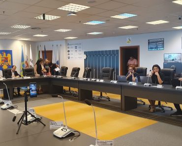 VIDEO: Tensiuni în Consiliul Local pe tema trecerii Parcului Municipal Vest la Casa de Cultură