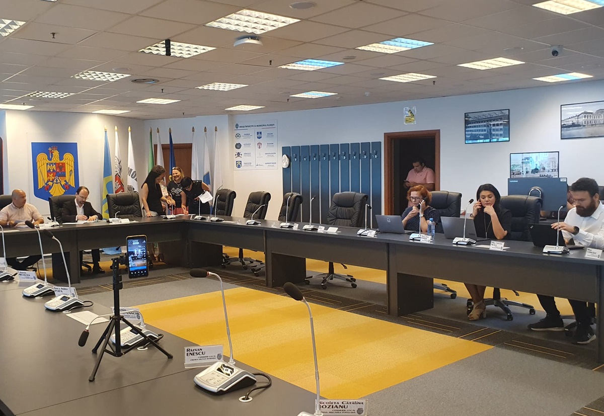 VIDEO: Tensiuni în Consiliul Local pe tema trecerii Parcului Municipal Vest la Casa de Cultură