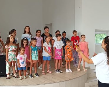 ȘCOALA DE VARĂ-FĂRĂ PLICTISEALĂ a continuat și în această saptămână alături de micii artiști ai Comunei Râfov