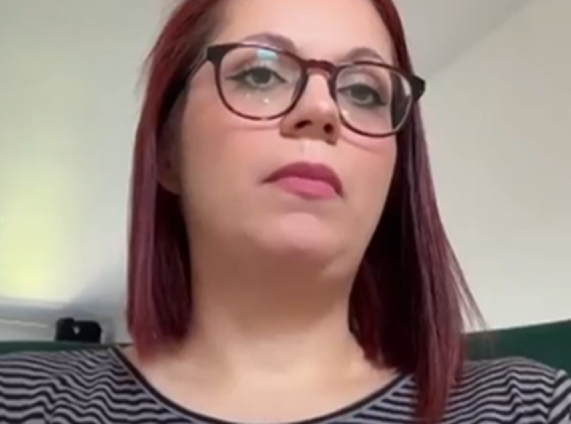 Monica a revenit în România după 23 de ani de muncă în Anglia. De ce a rezistat doar 10 luni în țară: „Mi s-a părut absurd” Monica a revenit în România după 23 de ani de muncă în Anglia. De ce a rezistat doar 10 luni în țară: „Mi s-a părut absurd”