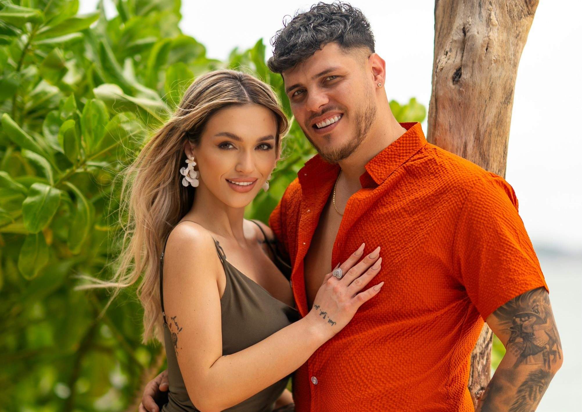 Artista care trebuia să cânte la nunta Ellei Vișan cu Andrei Lemnaru, de la Insula Iubirii, dezvăluiri explozive despre cei doi: ”Sper că s-a lămurit”