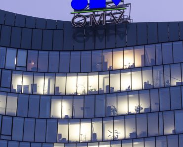 Director executiv de la OMV, angajat cu vechime, demis pentru presupuse legături de spionaj cu Moscova
