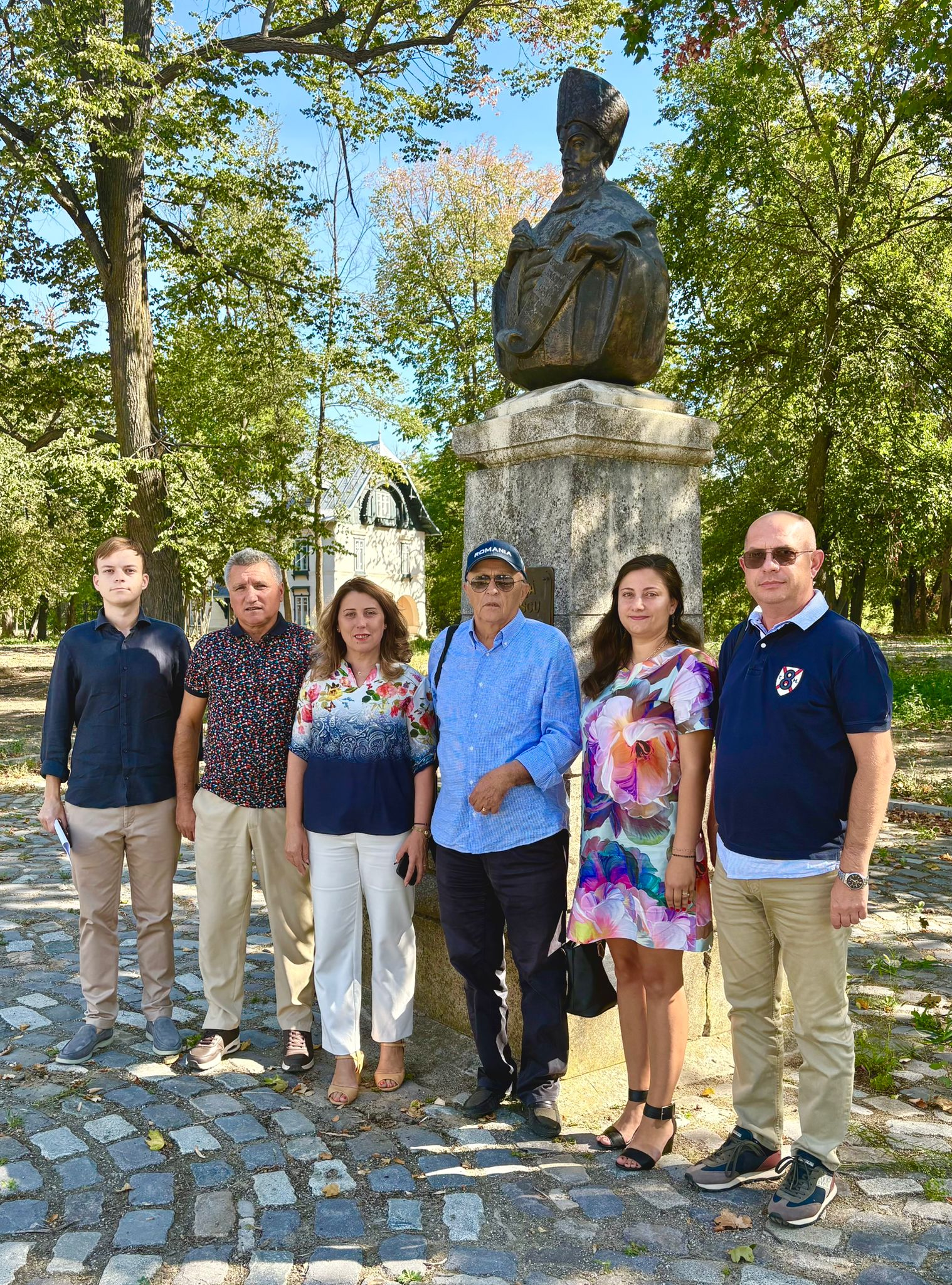 SMV Ploiești, partener la organizarea Festivalului-Concurs de Poezie „Ienăchiță Văcărescu”, ediția a IV-a – Mănești devine loc de întâlnire pentru tinerii poeți din România, Republica Moldova și Italia