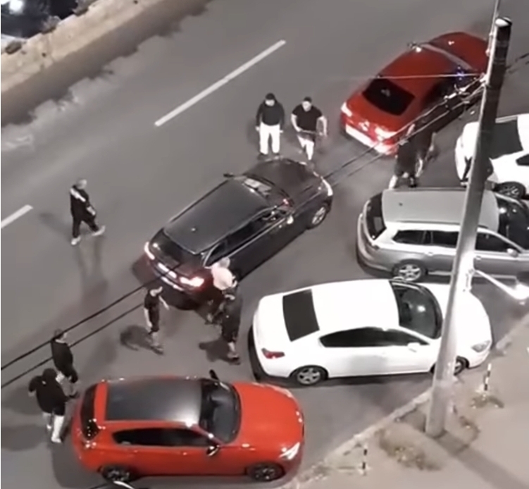 UPDATE: Dosar penal după bătaia în trafic din Bariera București