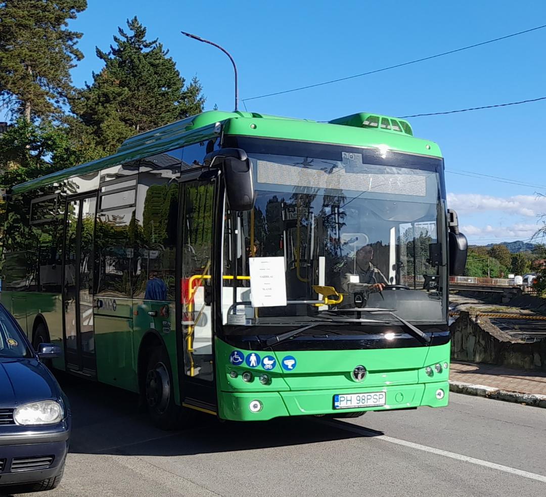 Transportul public local între Slănic și Vărbilău, reluat cu autobuze nepoluante după mai bine de 30 de ani!