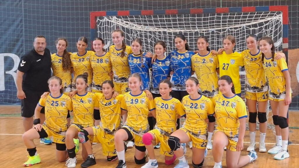 Că joacă la munte sau la mare formează echipa cea mai tare!