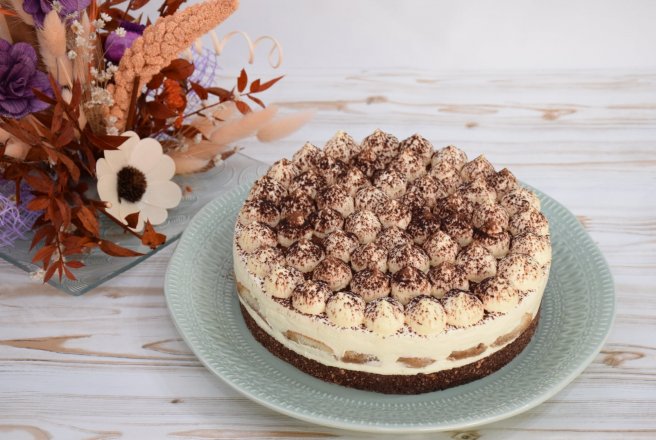 Desert Tiramisu Cheesecake