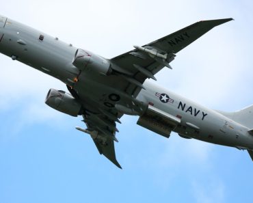 SUA au trimis chiar în coasta Rusiei aeronave avansate care „vânează” submarine. Ce pot face avioanele P-8 Poseidon