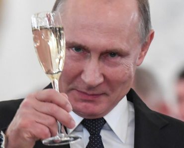„Și-a dezlegat mâinile”. Cum a făcut rost Putin de încă două milioane de ruși pe care să-i trimită pe front, fără o mobilizare generală