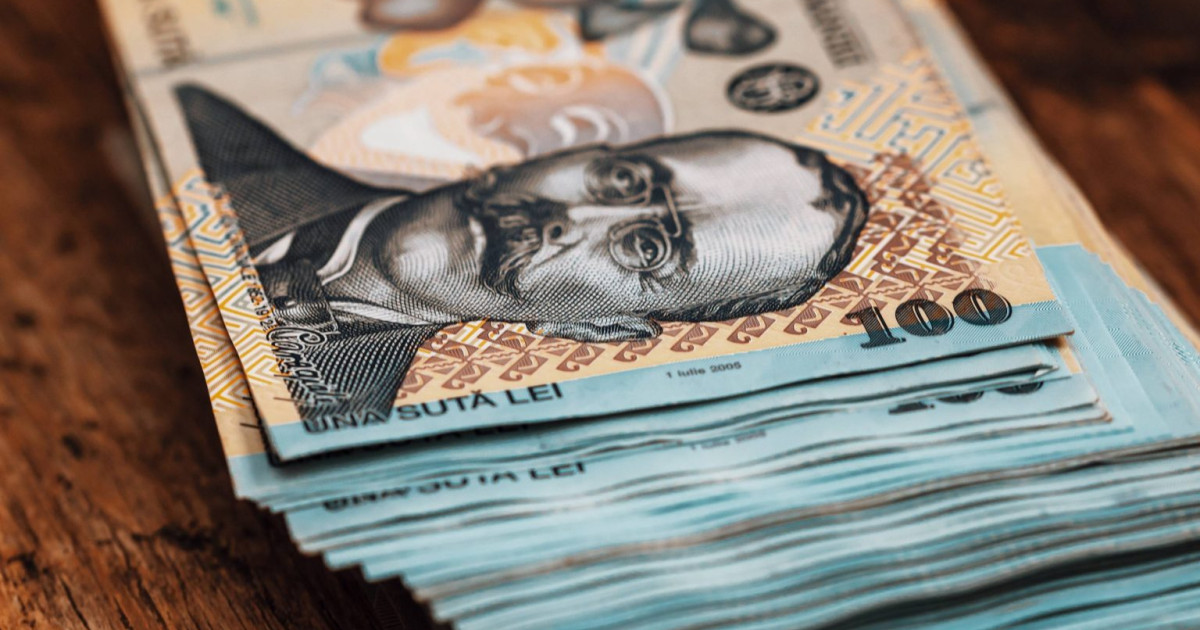 Salariul minim majorat, după directiva UE. Economist: În România va fi interpretată ca fiind o încercare de a crește taxa de protecție