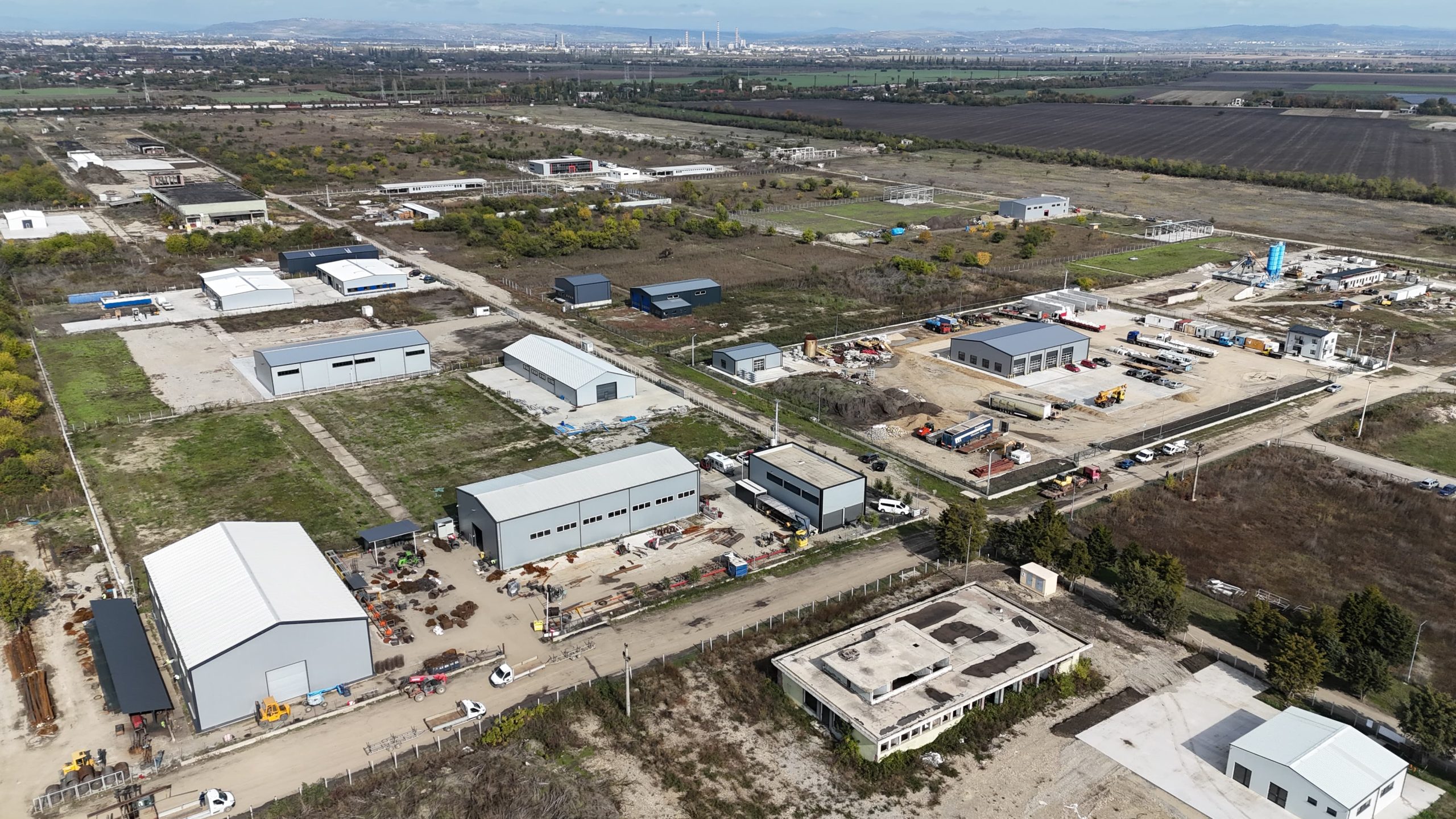 Virgil Nanu anunță REDUCEREA SALARIILOR managerilor și personalului de conducere a parcurilor industriale din Prahova Virgil Nanu anunță REDUCEREA SALARIILOR managerilor și personalului de conducere a parcurilor industriale din Prahova
