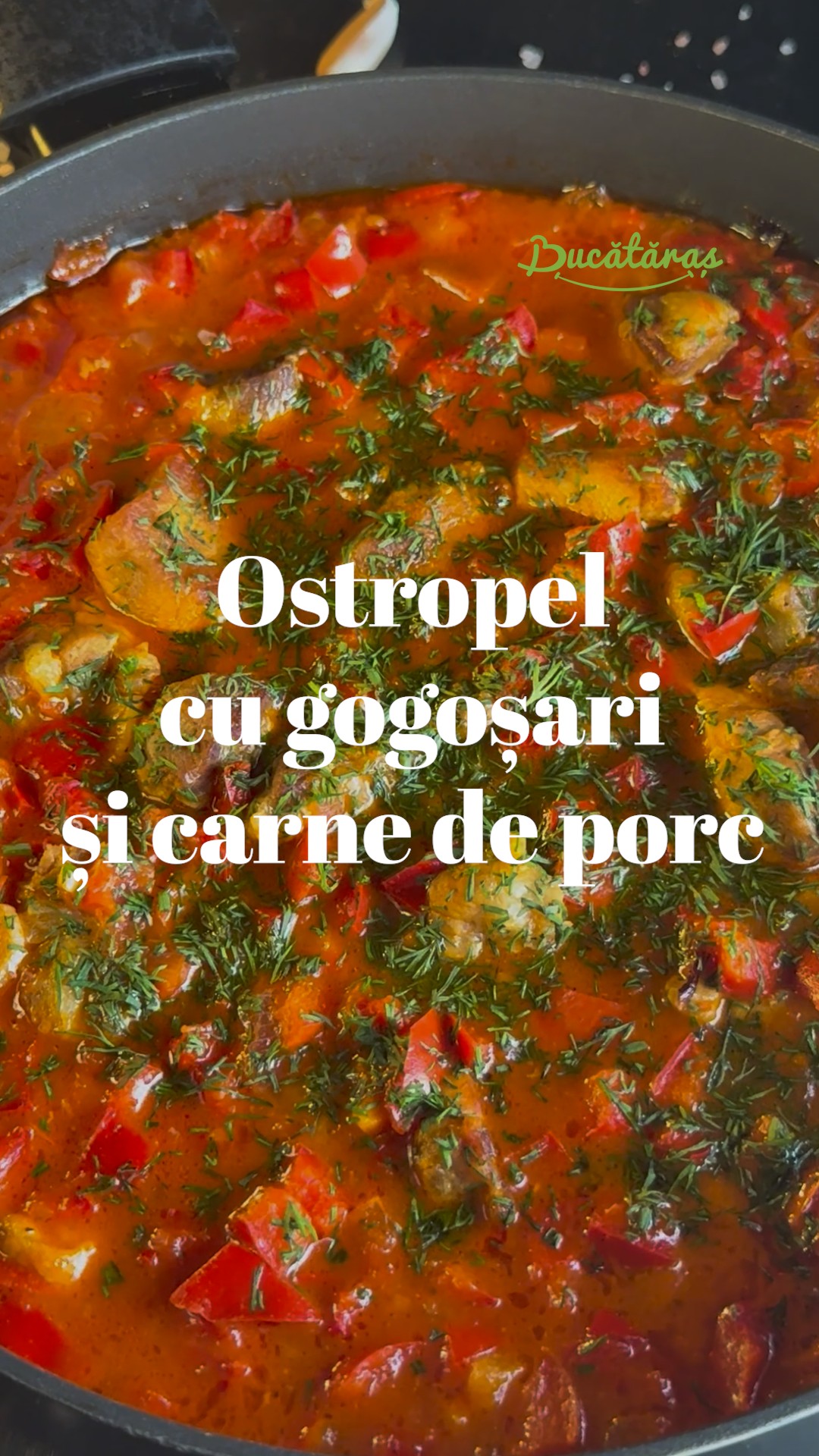 Ostropel cu carne de porc și gogoșari – Rețeta savuroasă de toamnă