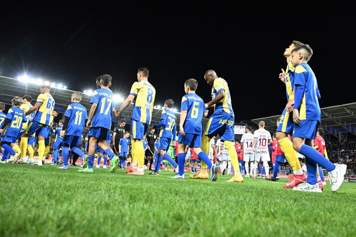 Petrolul și-a luat olimpic la fotbal! Unul obișnuit cu stadionul ,,Ilie Oană” Petrolul și-a luat olimpic la fotbal! Unul obișnuit cu stadionul ,,Ilie Oană”