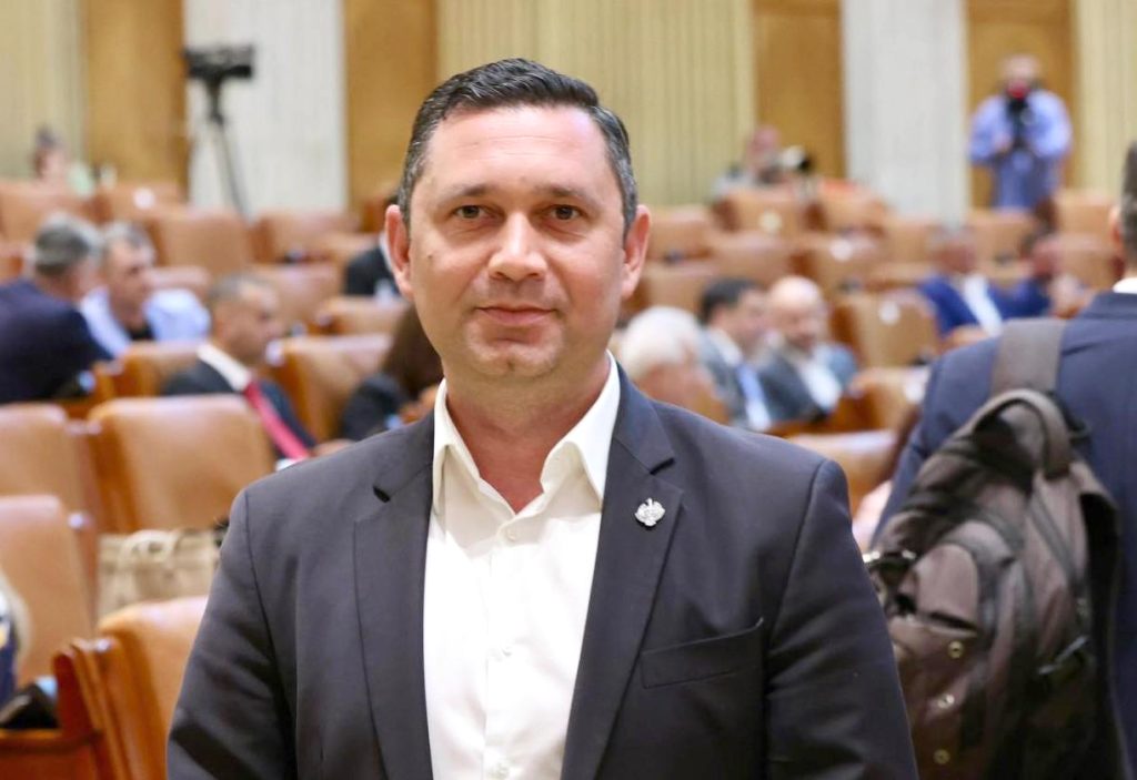 Deputatul Bogdan Toader (PSD): Nu putem vota o lege care taie din veniturile profesorilor, medicilor, militarilor și ale altor categorii de salariați!