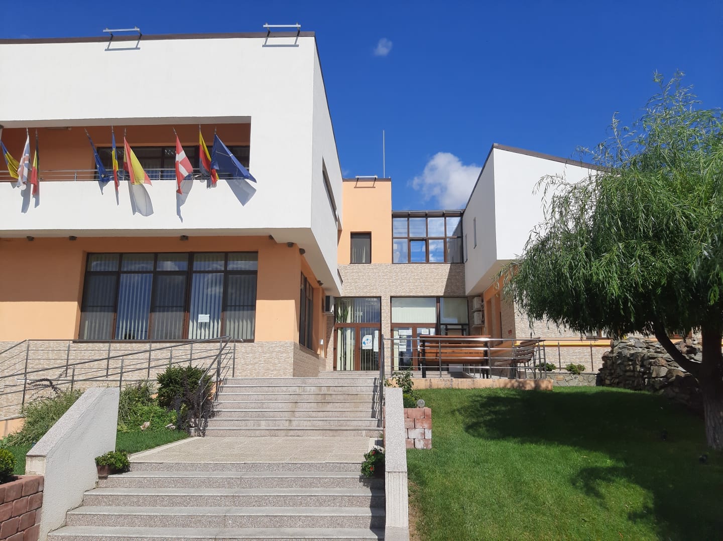 O stradă din Ariceștii-Rahtivani, închisă pentru lucrări la canalizare
