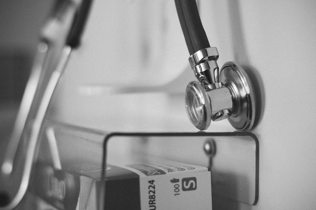 Povestea asistentului medical care a ucis 10 pacienți. Motivul i-a șocat pe anchetatori
