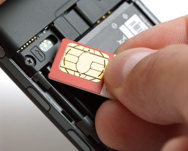 Rusia intenționează să suspende serviciile de telefonie mobilă timp de 24 de ore pentru persoanele care se întorc din străinătate