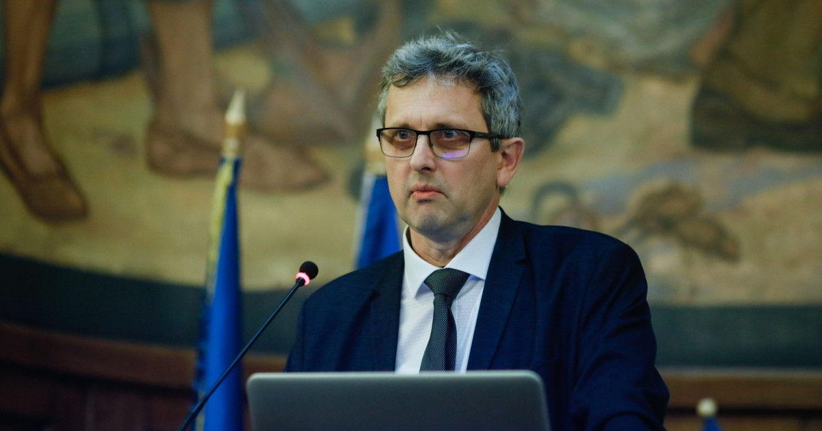 Valentin Lazea, BNR: România se îndreaptă spre o economie a serviciilor. „Nu putem spera la o economie bazată pe cunoaştere”