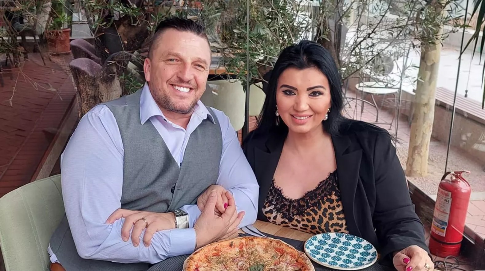 Adriana Bahmuțeanu vorbește despre cea mai mare dramă din viața lui George Restivan: „Să îți moară soția…” Adriana Bahmuțeanu vorbește despre cea mai mare dramă din viața lui George Restivan: „Să îți moară soția…”