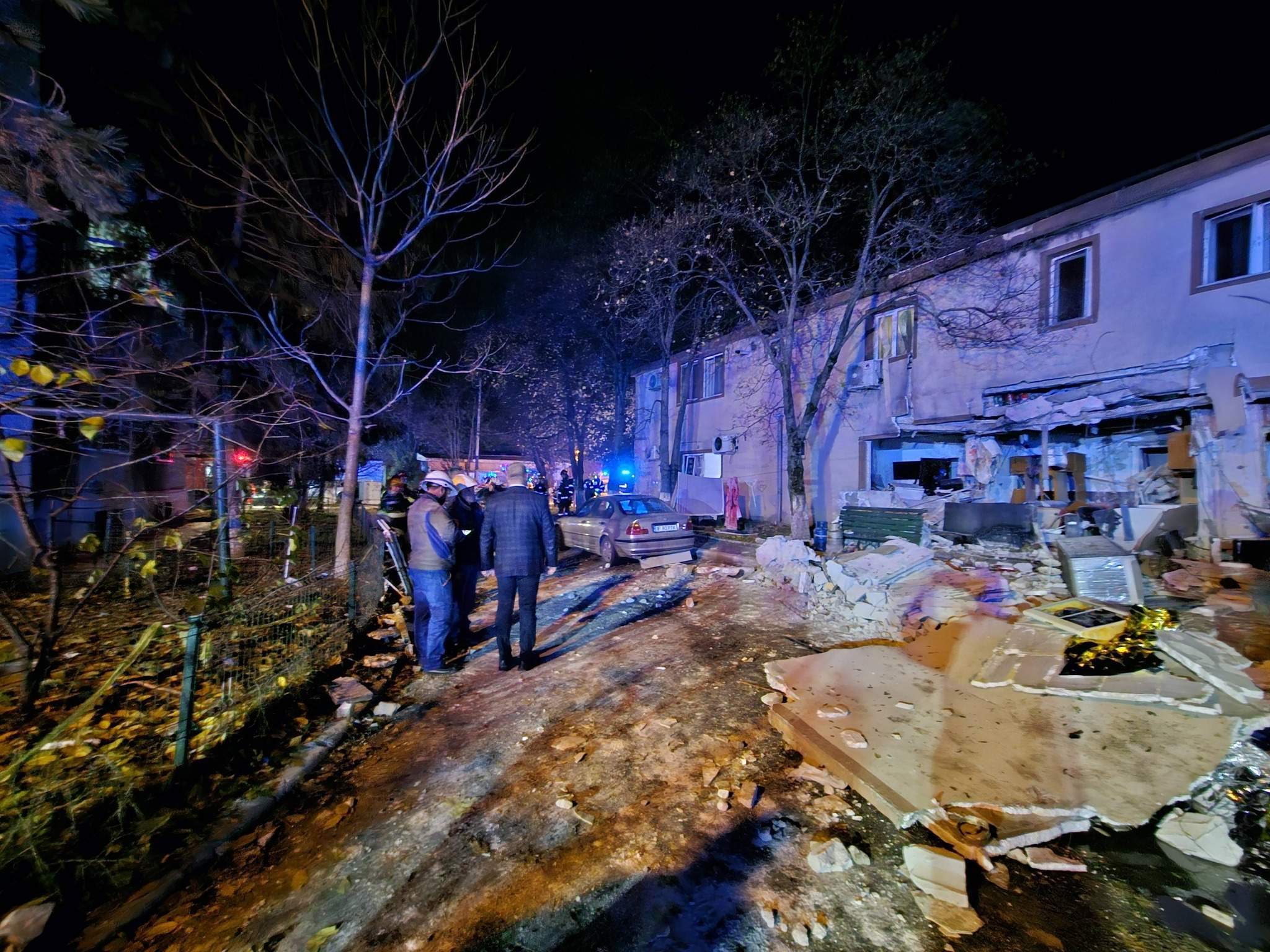 Explozie într-un apartament din Buftea! Cel puțin patru persoane au fost grav rănite