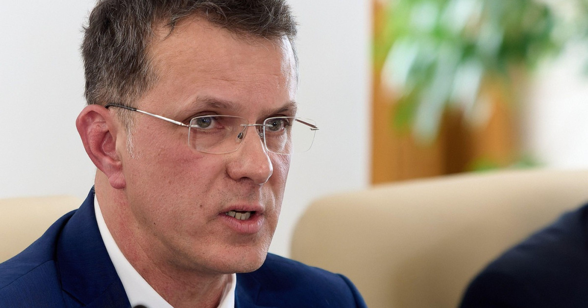 Ionuț Moșteanu, explicații cu privire la studiile sale: „Am oprit Automatica, pentru a munci”. Când a terminat facultatea