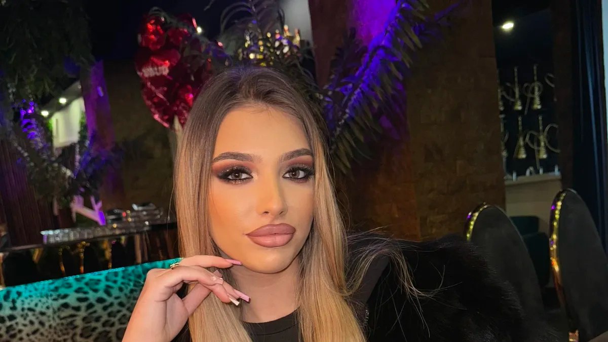 Și-a prezis Jasmina, fata moartă în accidentul din Ferentari, moartea? Mesajul cutremurător publicat înaintea tragediei: „Nu suntem pe pământ…” Și-a prezis Jasmina, fata moartă în accidentul din Ferentari, moartea? Mesajul cutremurător publicat înaintea tragediei: „Nu suntem pe pământ…”