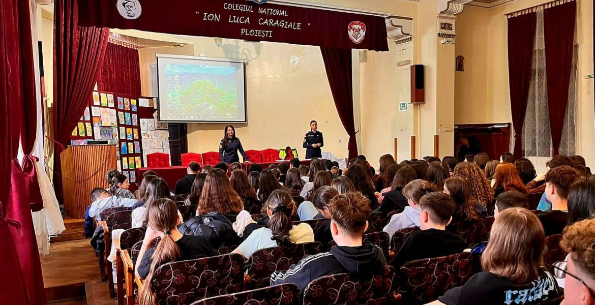 Polițiștii prahoveni, acțiune în școlile din județ. Elevii au învățat cum să stea departe de „tentații” și au fost încurajați să reclame faptele antisociale