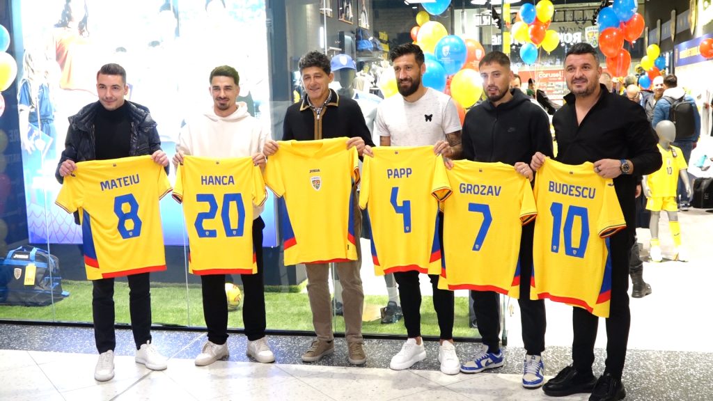 Fotbaliștii Petrolului au îmbrăcat tricoul României