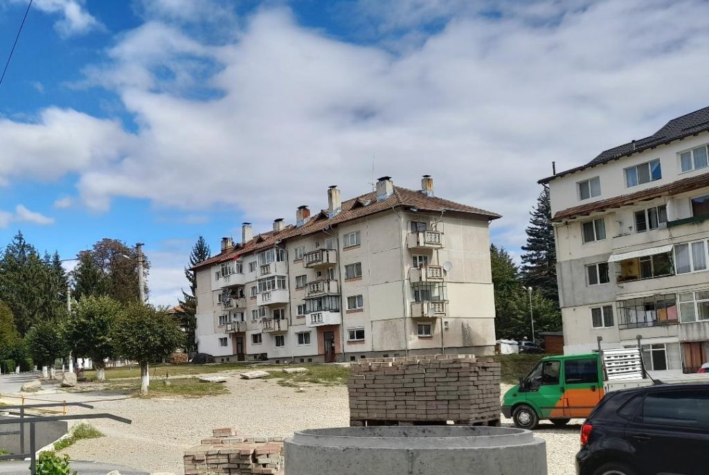 Slanic: Expertizele tehnice repetate la blocurile aflate în imediata apropiere a străzii 23 August arată că pericolul a trecut