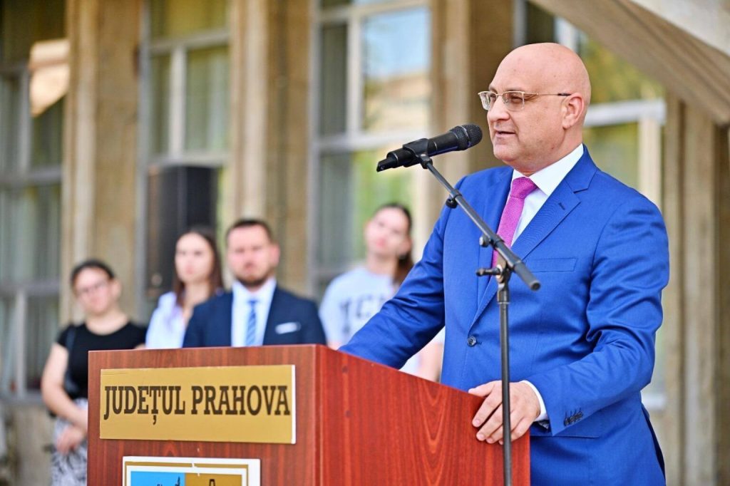 Alianța pentru Drepturile Omului din România solicită Prefectului Județului Prahova declanșarea cercetării disciplinare împotriva Secretarului General al Municipiului Ploiești, Laurențiu DIȚU