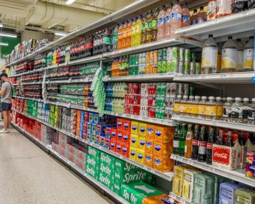 San Francisco a dat în judecată Coca-Cola și alte zece corporații: „Au luat alimentele și le-au transformat în produse de nerecunoscut”