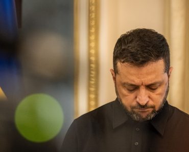 „Ucraina este dispusă să renunțe la cererea de aderare la NATO”, spune Zelenski. Cu o condiție