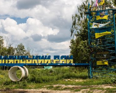 Oficial ucrainean: Trupe ruse încercuite la Kupiansk sunt aprovizionate cu steaguri, nu cu hrană