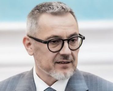 JUSTITIA STRADALA E INCOMPATIBILA CU STATUL DE DREPT – Avertismentul UNBR: “Statul nu poate functiona fara justitie, iar justitia nu poate functiona sub presiunea permanenta a unui discurs radical, care o contesta continuu, o personalizeaza si o transforma intr-un camp de batalie publica”