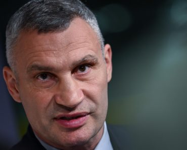 Primarul Kievului îndeamnă la evacuarea orașului, pentru prima dată de la declanşarea invaziei ruse