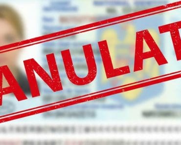 „Operațiunea Buletinul”. În lupta cu oligarhii ruși, România a lăsat fără carte de identitate peste 100.000 de moldoveni