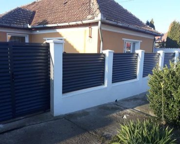 Ce sancțiuni riscă proprietarii de case dacă încalcă linia de hotar. Consecințele pot ajunge până la răspunderea penală Ce sancțiuni riscă proprietarii de case dacă încalcă linia de hotar. Consecințele pot ajunge până la răspunderea penală