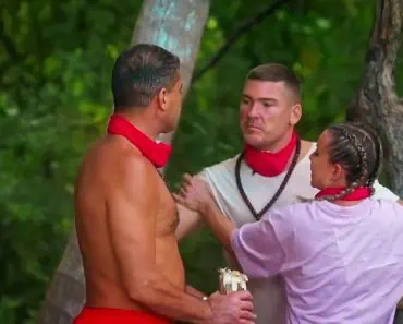 Călin Donca spune adevărul despre scandalurile cu Cristian Boureanu: „Este singur, foarte singur” Călin Donca spune adevărul despre scandalurile cu Cristian Boureanu: „Este singur, foarte singur”