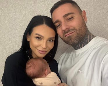 Francisca, primele declarații despre naștere! Vedeta a trecut prin clipe de panică: ”Cordonul ombilical de două ori în jurul gâtului”