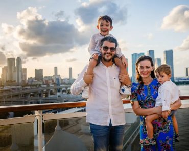 „În loc de case, investesc în amintirile copiilor mei”. Răzvan Pascu, influencer în turism, a vizitat alături de familia sa peste 60 de țări