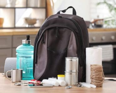 Ce trebuie să conțină rucsacul de urgență! Proviziile pe care trebuie să ai în caz de orice calamitate. Anunțul făcut de Departamentul pentru Situaţii de Urgenţă