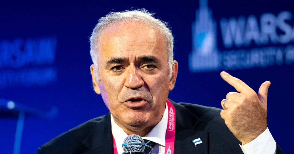 „Aveți ordin să trageți dacă Putin trece granița?”. Gari Kasparov a numit singurul lucru care-l oprește pe dictator să atace Europa